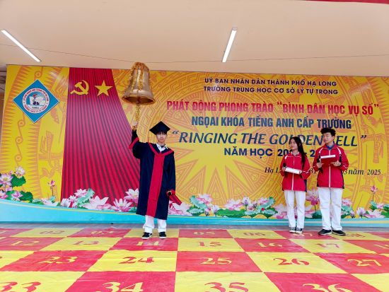 🎉 SÔI NỔI BUỔI NGOẠI KHÓA TIẾNG ANH CẤP TRƯỜNG “RINGING THE GOLDEN BELL” NĂM HỌC 2024-2025 🎉